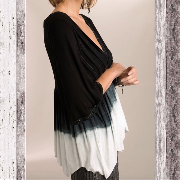 Soft Eyelet Detailed Dip Dyed Top Pointed Hem! - Picture 2 of 3